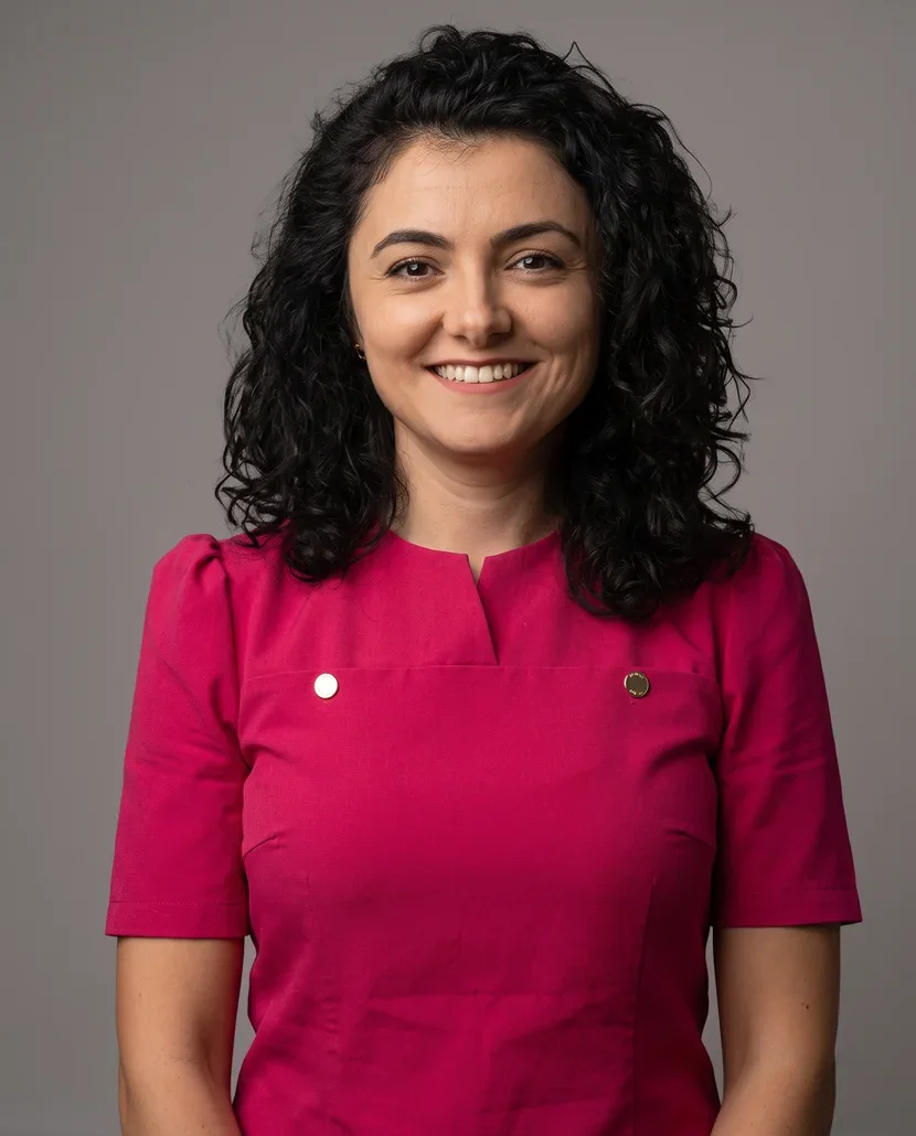 Portret Dr. Alina Chiosa